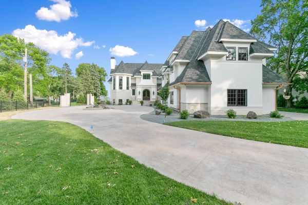 Cost of Concrete Driveway Installation in Sparks