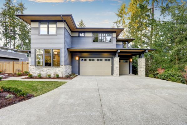 Cracked Driveway Replacement in Sparks