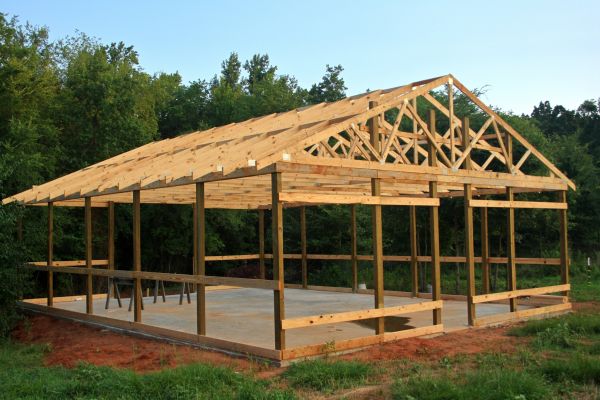 Barn Pad Installation in Sparks